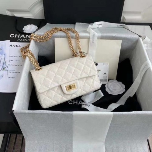 Chanel 2.55 Borsa con patta in pelle di vitello A37586 bianca