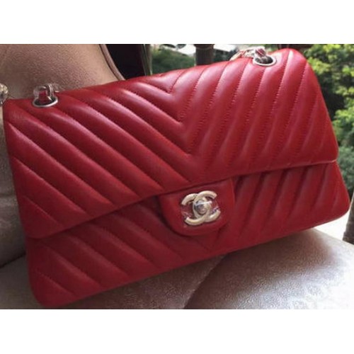 Chanel Borsa con patta serie 2.55 Pelle di agnello rossa Chevron A01112 Oro / Argento
