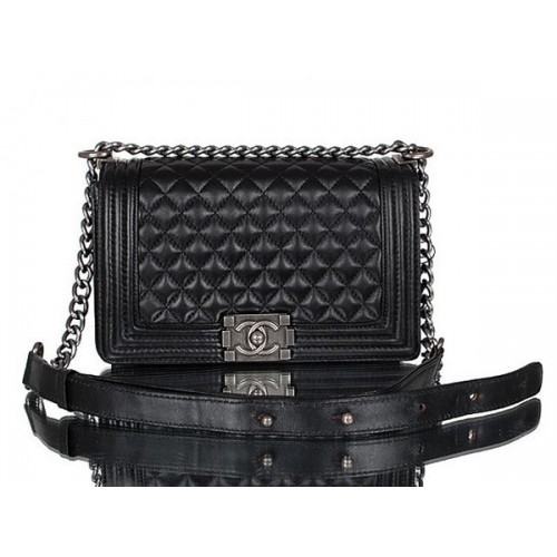 Chanel A67086 Borsa a tracolla con patta Le Boy in pelle di agnello nera