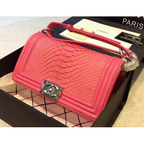 Chanel Boy Flap Borsa a tracolla in pelle di pitone rosa A66095 argento