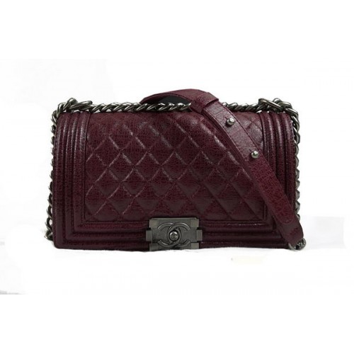 Borsa a tracolla Chanel Boy Flap in pelle screpolata smaltata originale A67025 bordeaux