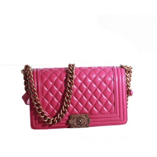 Borsa a tracolla con patta Chanel Boy in pelle di agnello rosa A67086 oro