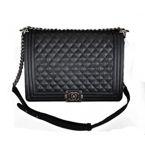 Borsa a tracolla Chanel Boy Flap in pelle di montone A6796 nera