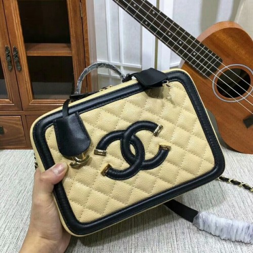 Borsa a tracolla in pelle di vitello Chanel 6070 Camel