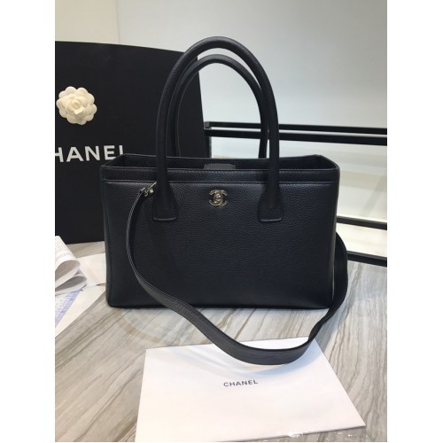 Chanel pelle di vitello metallo tono argento A91868 nero