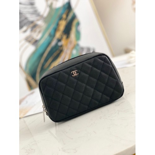 Chanel Caviar Quilted Curvy Pouch Cosmetic Case 220597 Nero