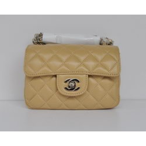 Chanel Borsa classica con patta trapuntata in pelle di agnello color albicocca 1115