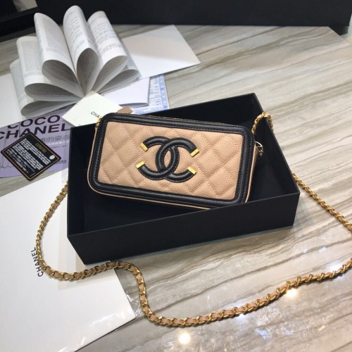 Pochette classica Chanel con catena Pelle di vitello granulata metallo tono oro A84450 albicocca