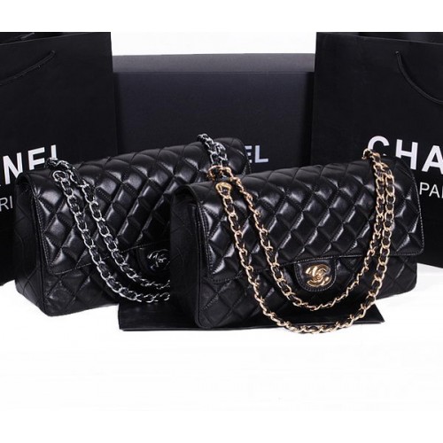 Borsa classica con patta Chanel 1113 in pelle di montone nera