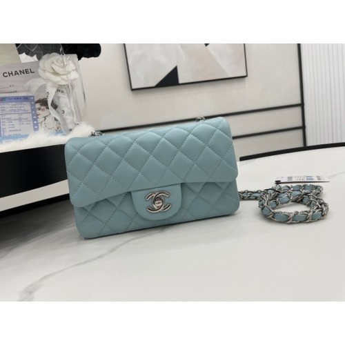 Borsa classica con patta Chanel Pelle di montone originale A1116 azzurro e metallo tono argento