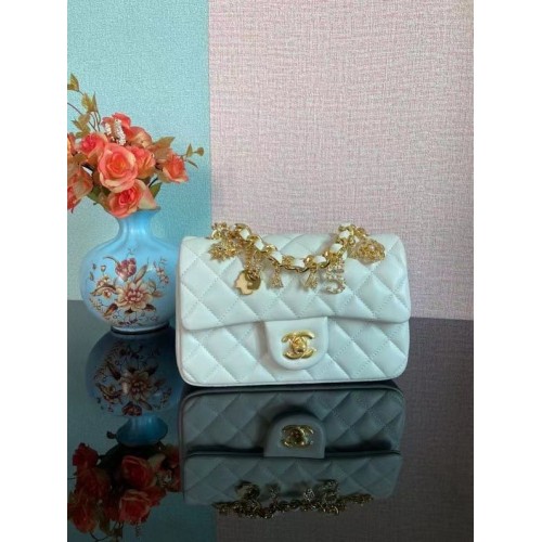 Borsa a tracolla classica con patta Chanel Pelle di montone originale AS2326 bianca