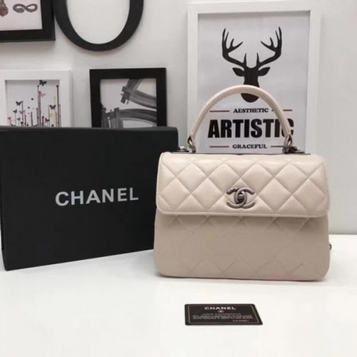 Chanel Borsa classica con manico superiore in pelle di montone color albicocca A92991 argento