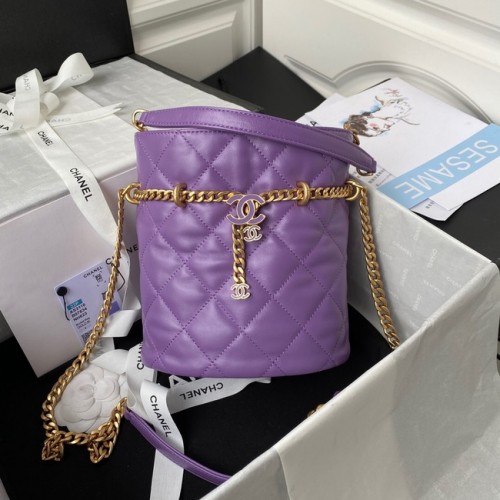 Borsa Chanel con coulisse in metallo dorato AS3116 viola