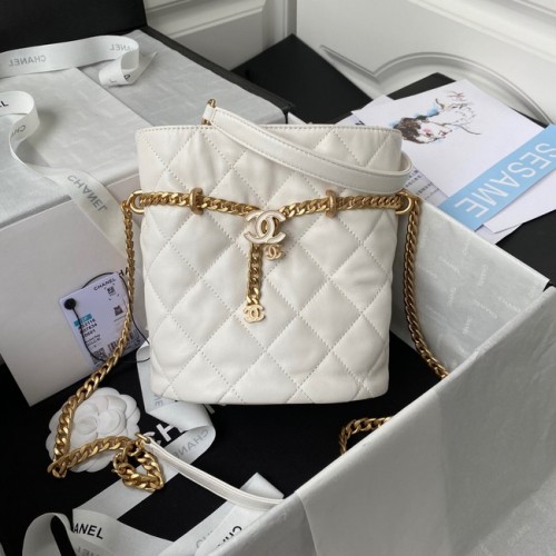 Borsa Chanel con coulisse in metallo dorato AS3116 bianco