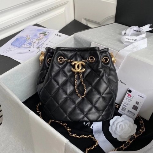 Borsa Chanel in montone con coulisse AS2057 nera