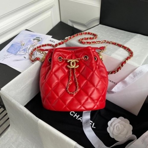 Borsa Chanel in montone con coulisse AS2057 rossa