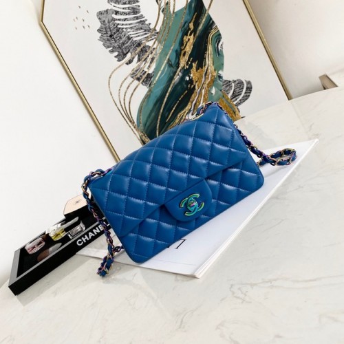Borsa a tracolla Chanel Flap in pelle di agnello 1116 Blu elettro ottico