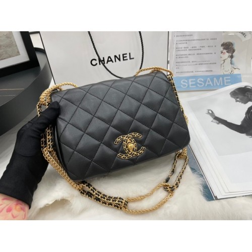 Borsa a tracolla Chanel Flap in pelle di agnello AS2975 nera