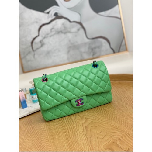 Borsa a tracolla Chanel Flap Mirage in pelle di agnello AS1112 verde