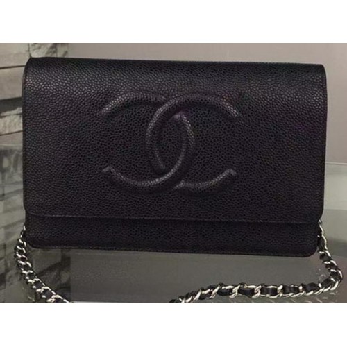 Borsa a tracolla con patta Chanel modello Cannage A5373 nera
