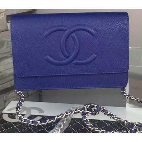 Borsa a tracolla con patta Chanel modello Cannage A5373 blu