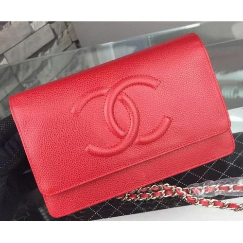 Borsa a tracolla con patta Chanel modello Cannage A5373 rossa