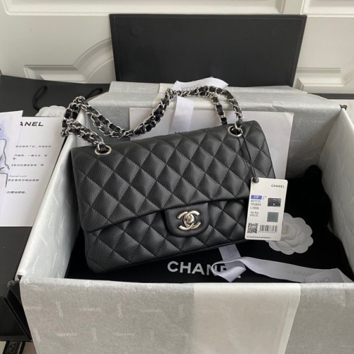 Borsa a tracolla con patta Chanel Pelle di vitello granulata A01112 metallo tono argento nero