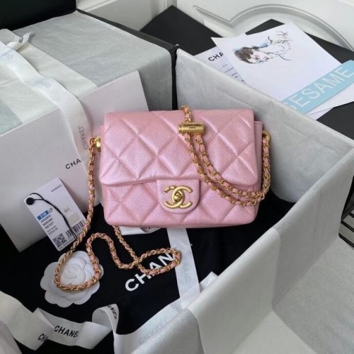 Borsa a tracolla con patta Chanel Pelle di vitello granulata AS2855 rosa perla