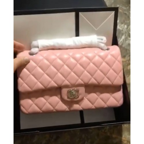 Borsa a tracolla con patta Chanel Pelle di montone originale A1112 rosa chiaro
