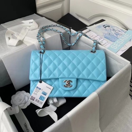 Borsa a tracolla con patta Chanel Pelle originale 1112 celeste