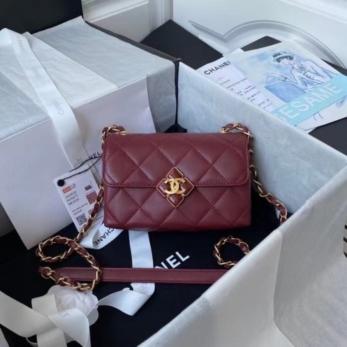 Borsa a tracolla con patta Chanel Pelle originale AS2633 Vino