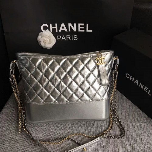 Borsa a tracolla Chanel Gabrielle in pelle di vitello originale A93842 argento