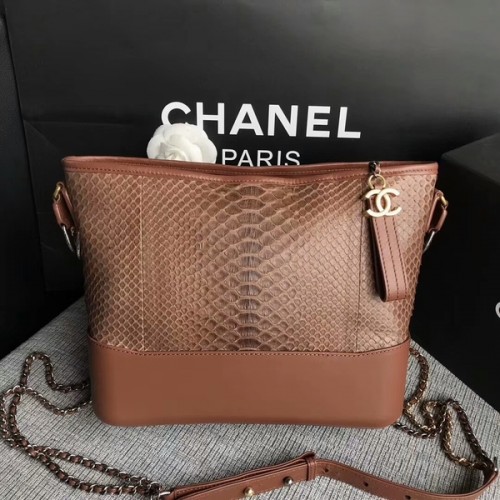 Chanel Gabrielle Borsa a tracolla originale in pelle di pitone A93842 marrone