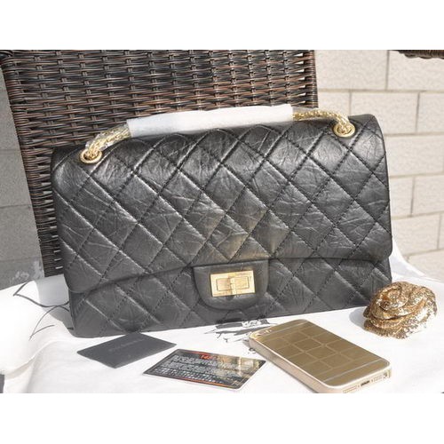 Chanel Borsa classica con patta in pelle screpolata smaltata A30227 nera