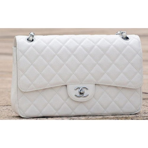 Borsa con patta Chanel Jumbo classica bianca modello Cannage A58600 argento