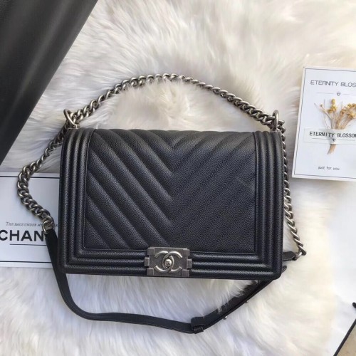 Borsa a tracolla Chanel Leboy Original Caviar in pelle nera A67087 argento