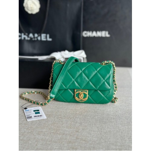 Chanel MINI FLAP BAG Pelle di agnello in metallo color oro AS3473 verde