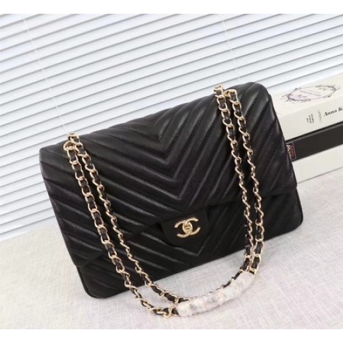 Borsa maxi classica con patta Chanel Pelle di montone Chevron nera A58601 oro