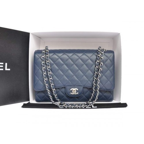 Borsa con patta jumbo originale in pelle di caviale Chanel A47600 blu
