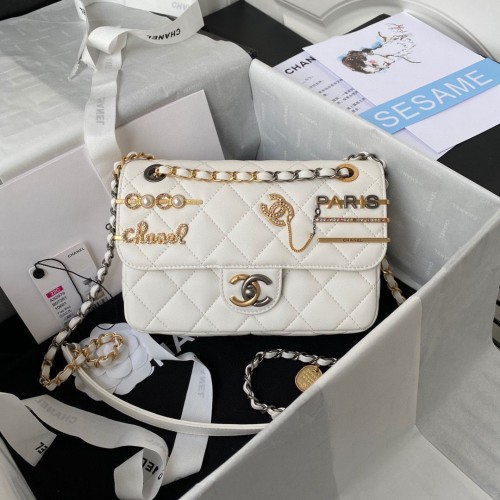 Chanel Original Leather Pearl Hairpin Badge Bag AS2979 Bianco
