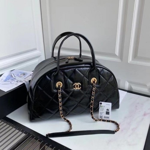 Borsa da viaggio in pelle di montone originale Chanel nera AS2223 oro