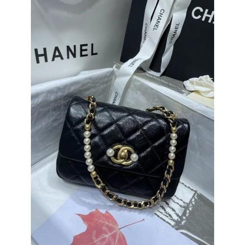 Chanel PICCOLA BORSA CON PATTA Pelle di vitello Imitazione Perle Metallo dorato AS3000 nero