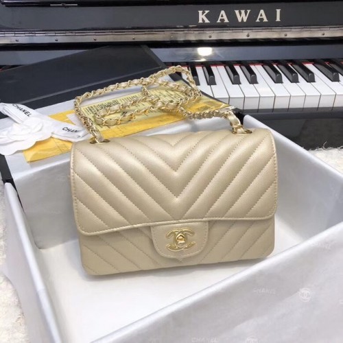 Borsa a mano classica piccola Chanel Pelle di vitello granulata Metallo tonalità oro A69900 oro