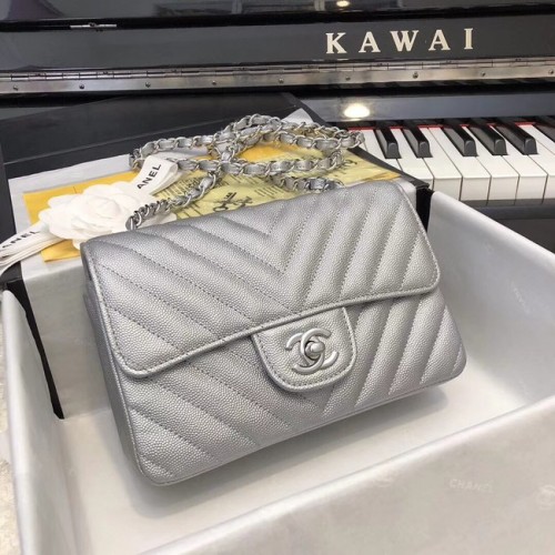 Chanel borsa piccola classica pelle di vitello granulata metallo tono argento A69900 argento