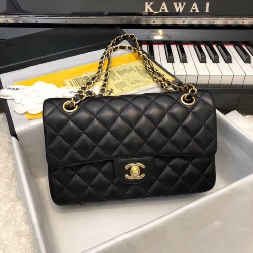 Borsa Chanel piccola classica pelle di montone metallo tono oro A01113 nera