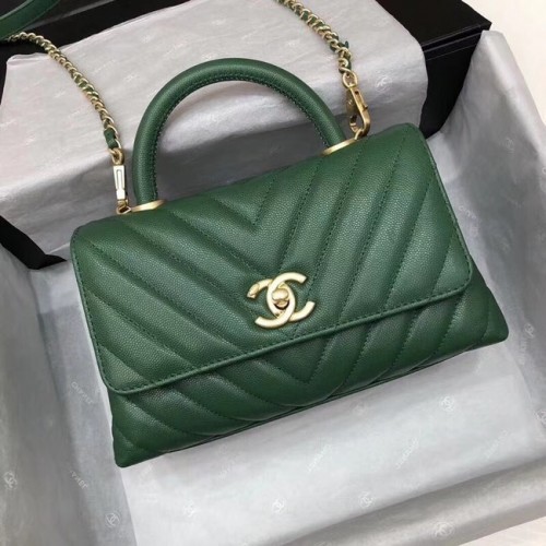 Borsa piccola con patta Chanel con manico superiore A92990 verde