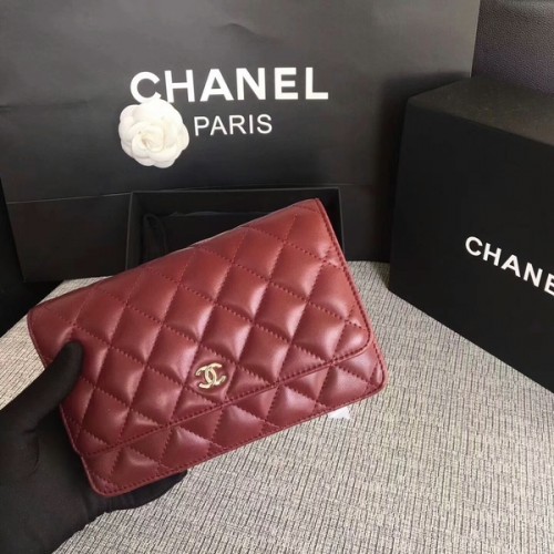 Borsa con patta Chanel WOC rosso scuro pelle di montone originale 33814 argento