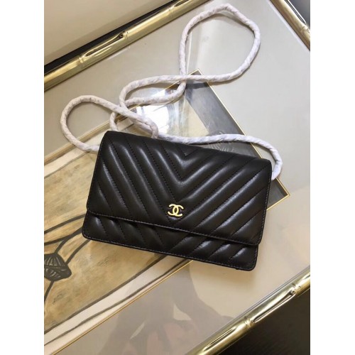 Borsa a tracolla con patta in pelle di montone originale Chanel WOC A33814 nera