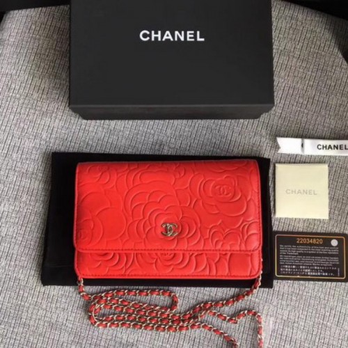 Chanel WOC Mini borsa con patta in pelle di camelia rossa A33814 argento