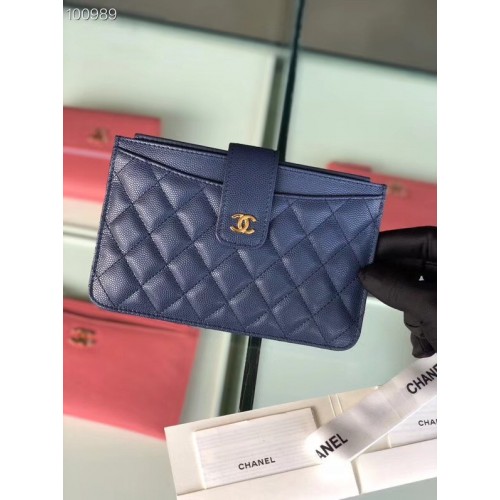 Borsa classica Chanel in pelle di vitello granulata in metallo color oro A81902 blu